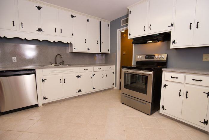 794 Duval Drive - Photo 3 of 10