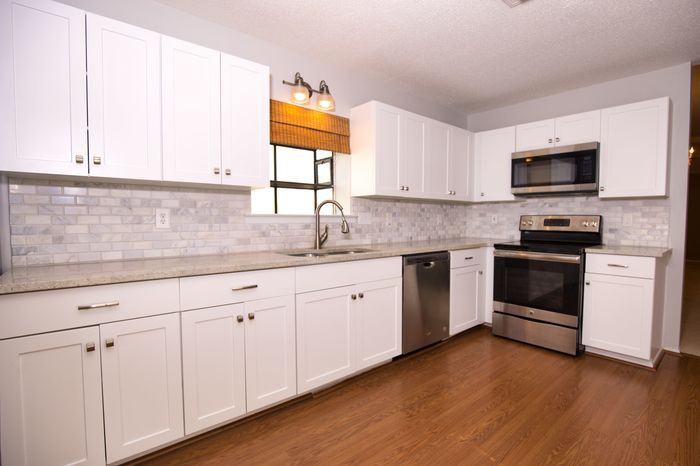 3222 Gatsby Lane - Photo 3 of 11