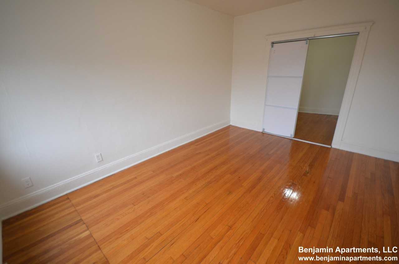 127 Sutherland Road #L - Photo 2 of 12