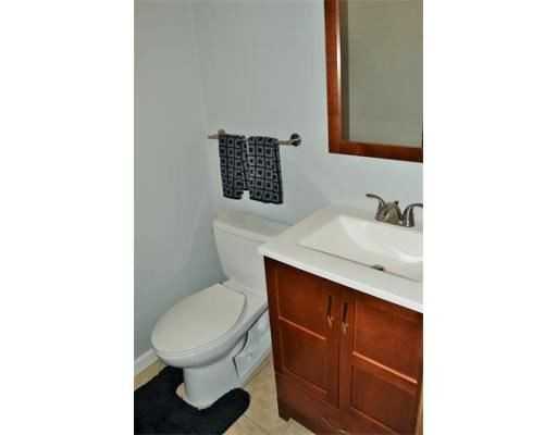 16 Cannongate Rd #17 - Photo 2 of 10