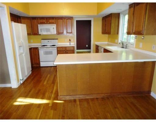 11 Lindsey Ln #1 - Photo 2 of 8