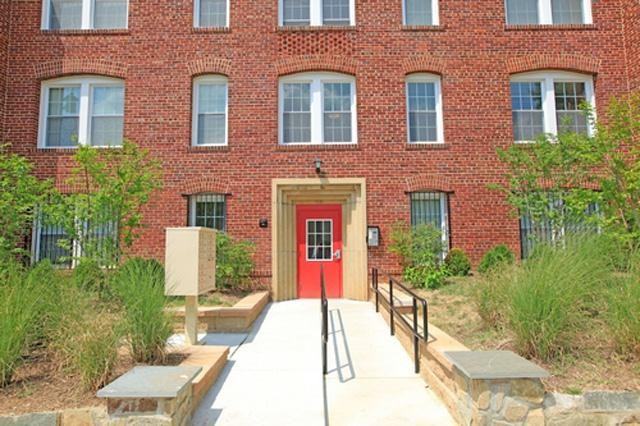 Fairlawn Marshall - Photo 3 of 15