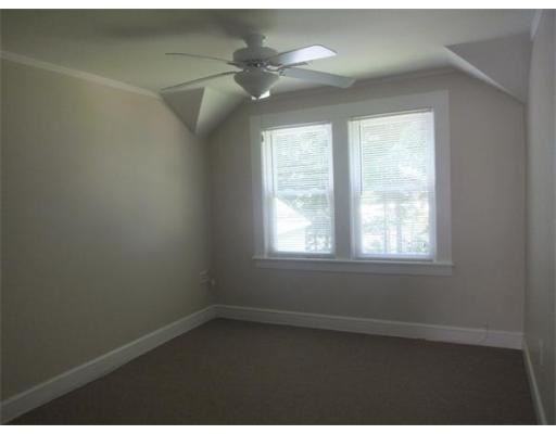 23 Chestnut St #23 - Photo 3 of 7