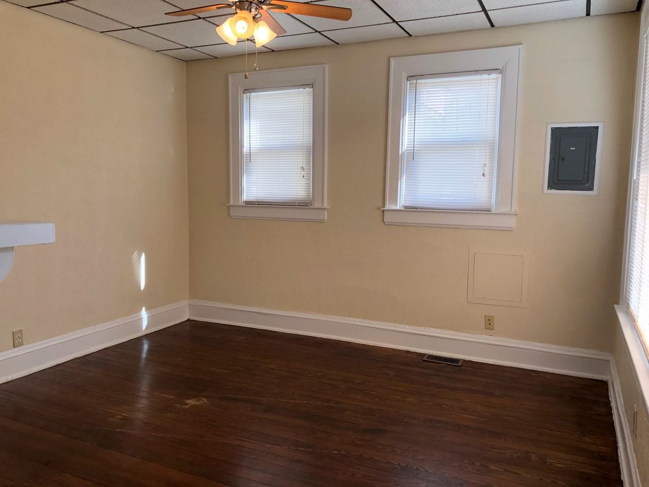 218 Wyoming St - Photo 2 of 7