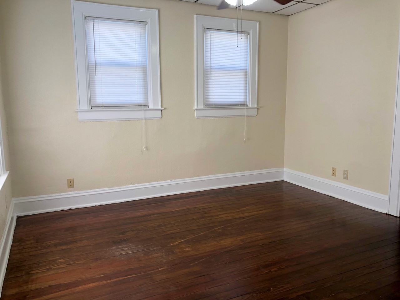 218 Wyoming St - Photo 3 of 7