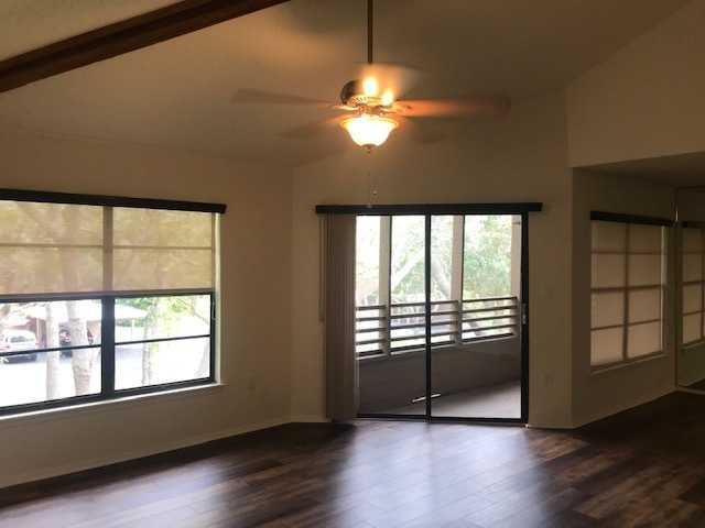 704 Lennox Rd W - Photo 2 of 10