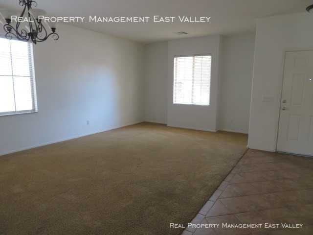 1315 E Walnut Rd - Photo 2 of 17