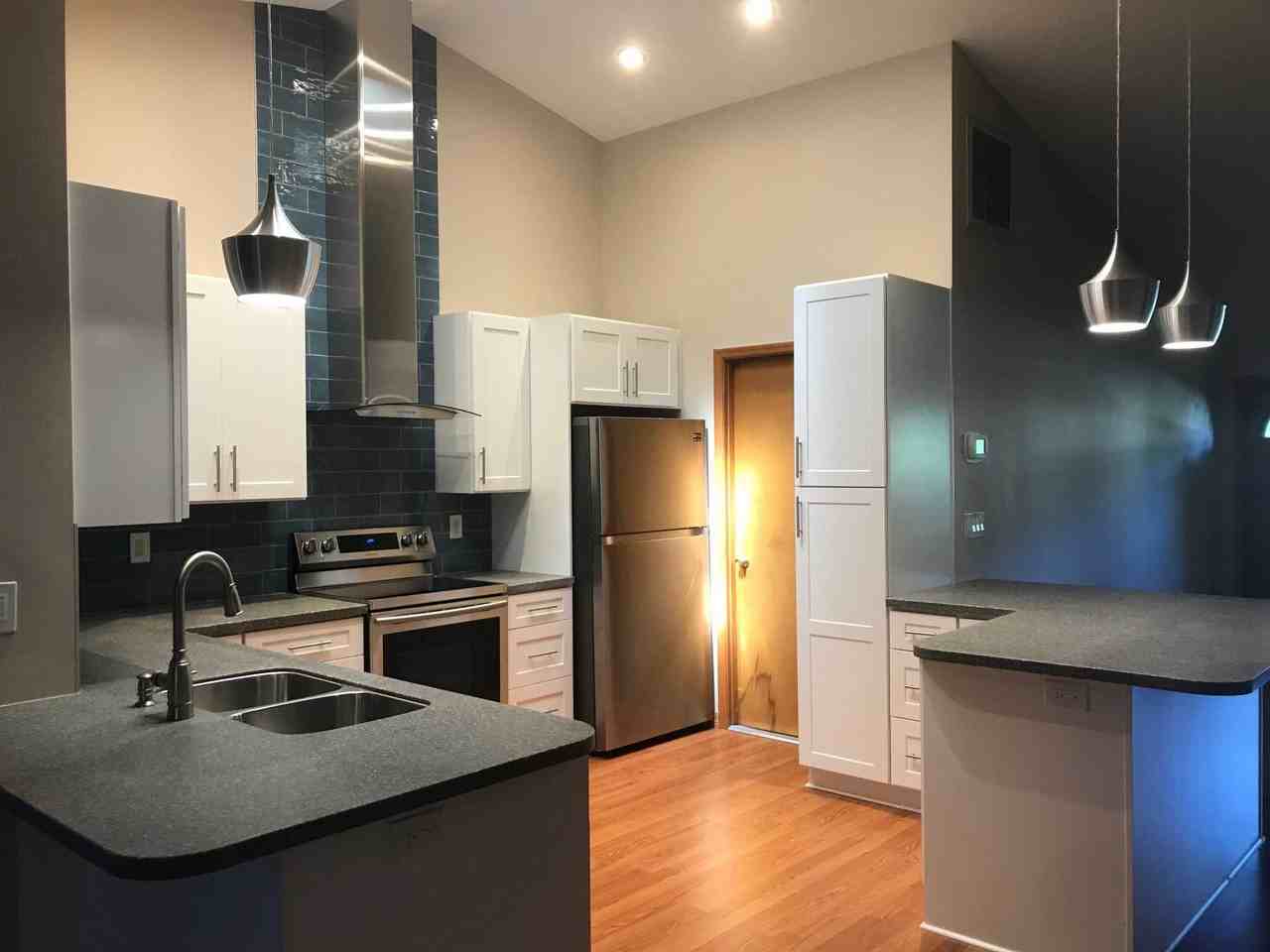 321 Ridge Rd - Photo 2 of 10