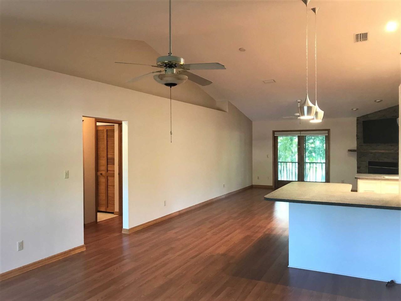 321 Ridge Rd - Photo 3 of 10