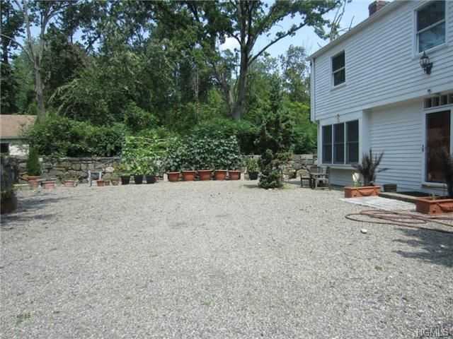 309 W Hartsdale Ave - Photo 3 of 30