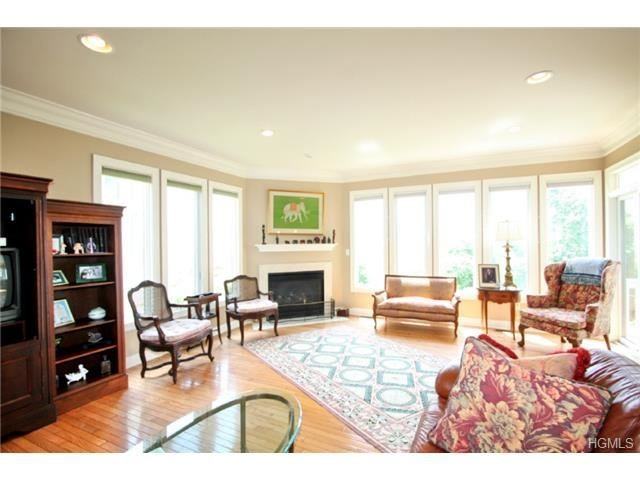 407 Gair St - Photo 2 of 22