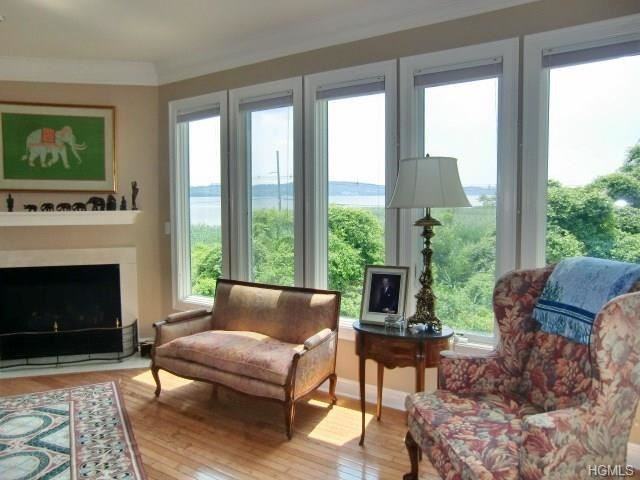 407 Gair St - Photo 3 of 22