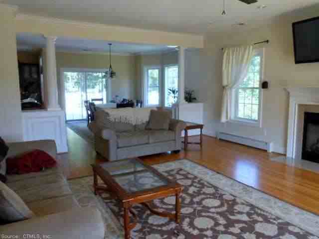 10 Crystal Ridge Dr - Photo 3 of 19