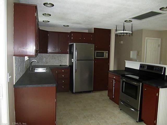 22 Richmond Rd - Photo 2 of 20