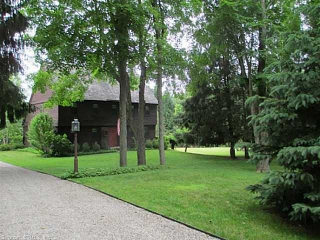 9 Geer Hill Rd - Photo 2 of 16