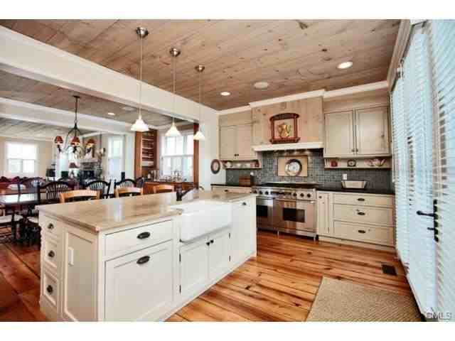 14 Fairfield Ave - Photo 3 of 24