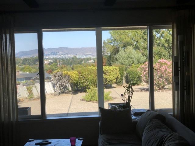 8 Karen Ct - Photo 2 of 15