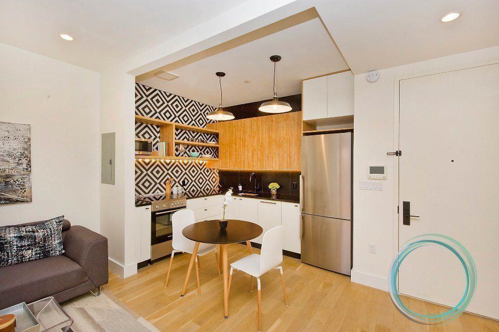 961 Willoughby Avenue