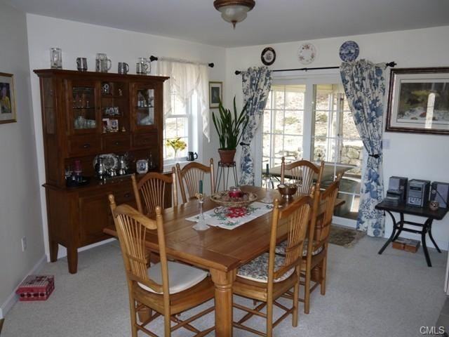 237 Kent Rd S - Photo 2 of 23