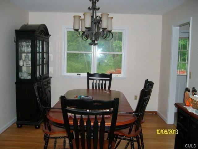 115 Short Woods Rd - Photo 3 of 7