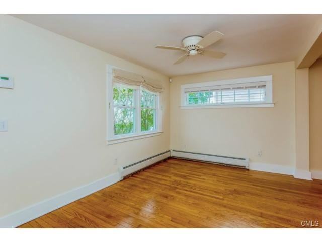 18 Naromake Ave - Photo 3 of 24