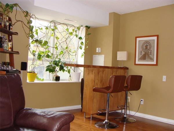 140 Bathurst Street #0206