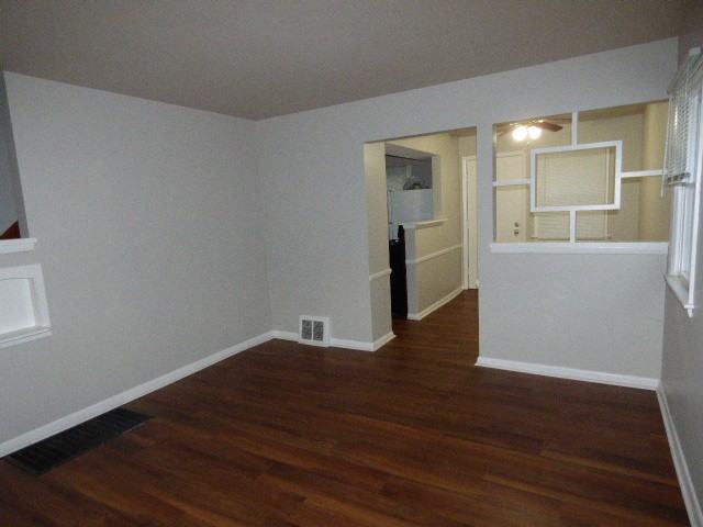 136 N Everett Ave Columbus Oh 43213-1013 - Photo 3 of 10