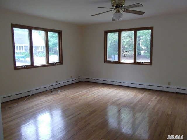 1 Monmouth Pl - Photo 3 of 9