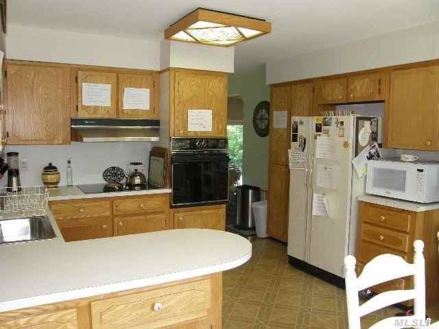 153 Middleville Rd - Photo 3 of 13