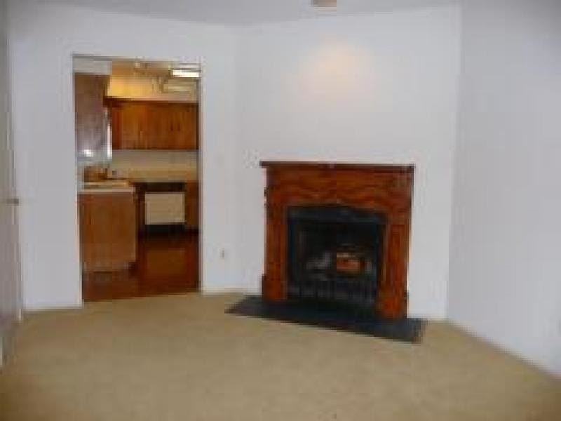 13 Tisbury Ct - Photo 3 of 6