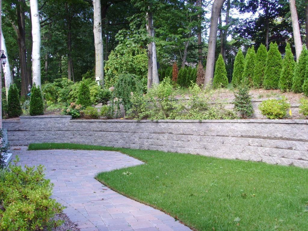 277 Castle Dr - Photo 2 of 10