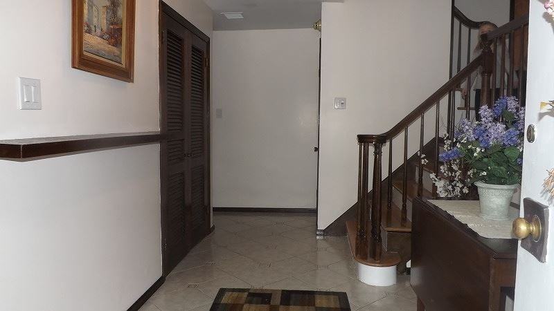 23 Lakeview Dr - Photo 3 of 13