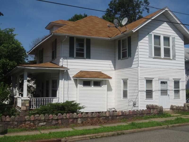 220 Highland Ave - Photo 3 of 17