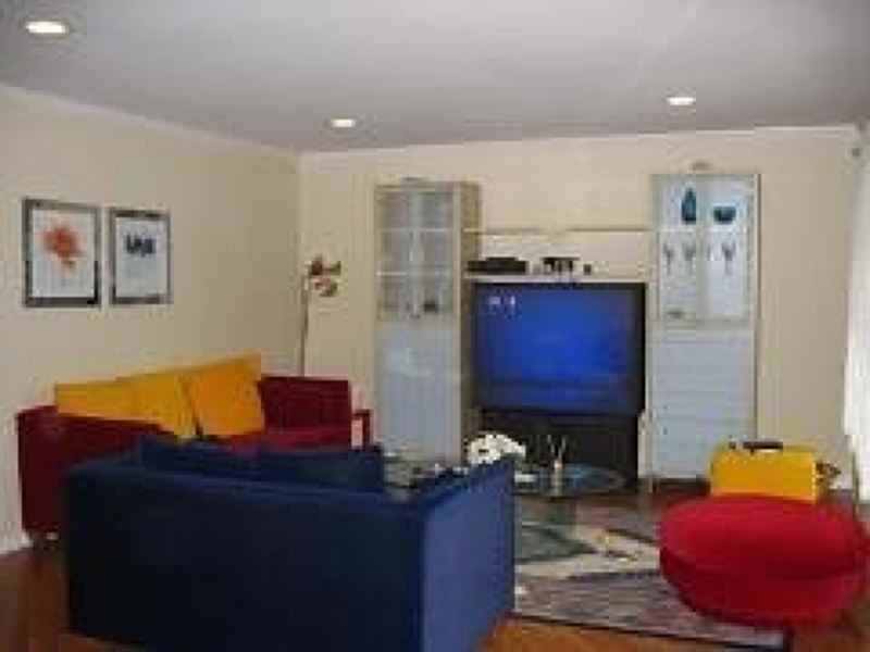 812 Columbus Ave - Photo 2 of 9