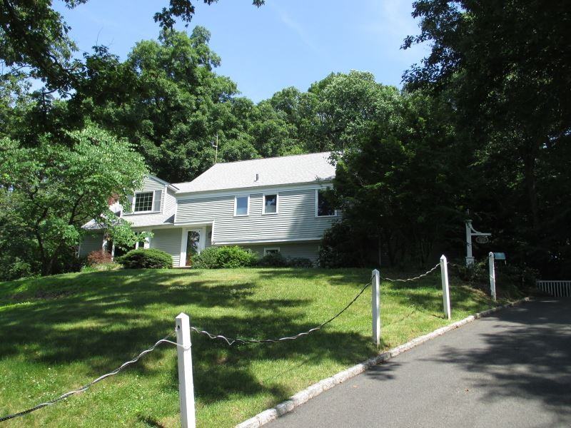 328 Orenda Cir - Photo 3 of 21