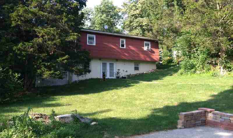 12 Nasturtium Ave - Photo 2 of 9