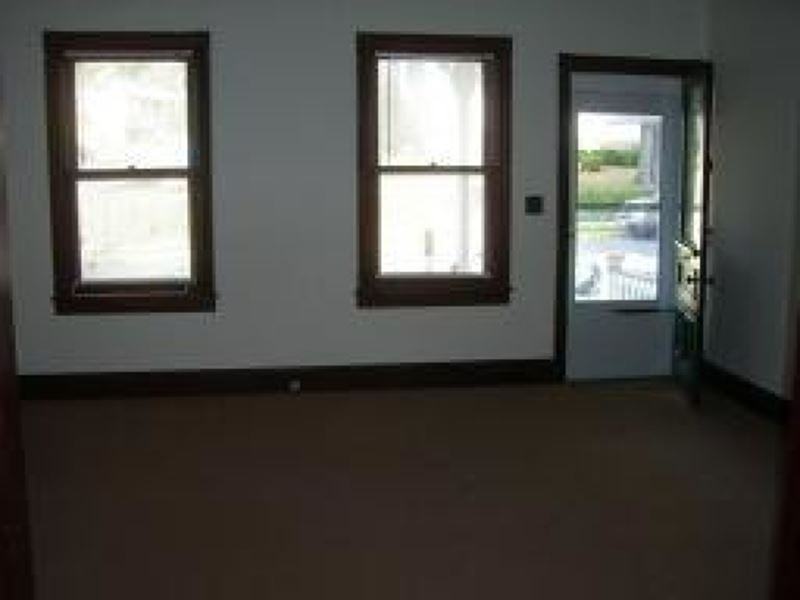 18 18 Church St - Photo 2 of 2