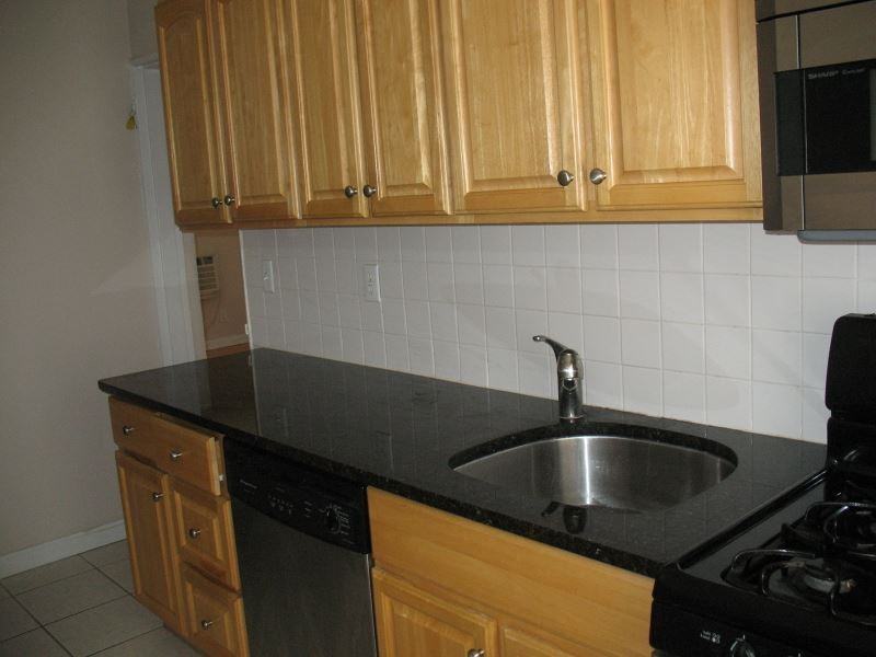 45 W Roselle Ave - Photo 2 of 5