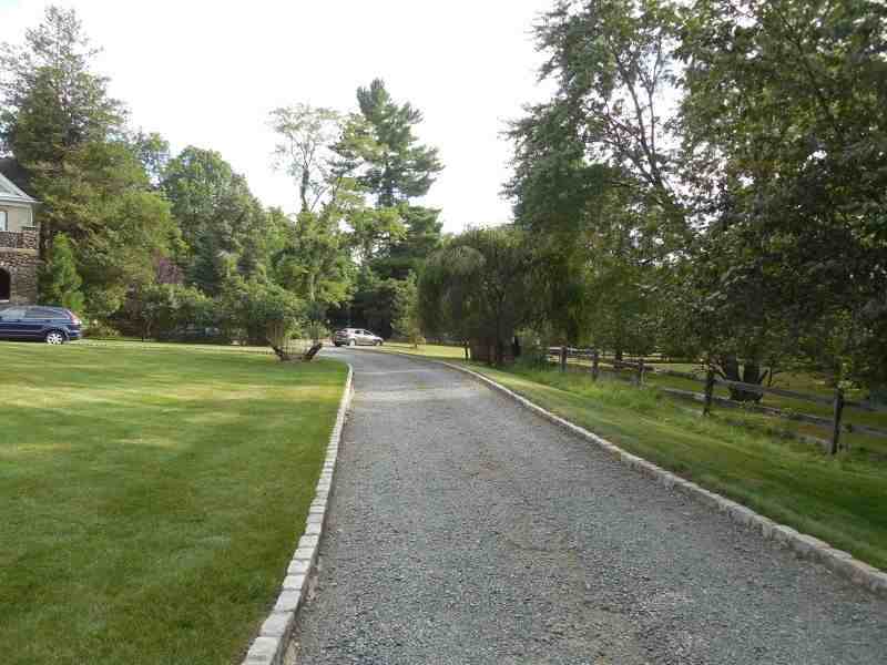 15 Mountain Blvd - Photo 3 of 16