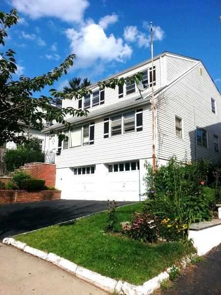 1197 Columbia Pl - Photo 2 of 16