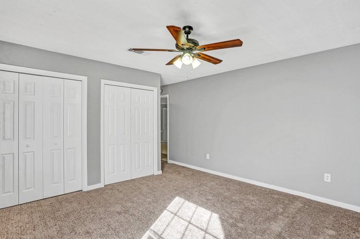 1623 Melrose Place - Photo 3 of 12