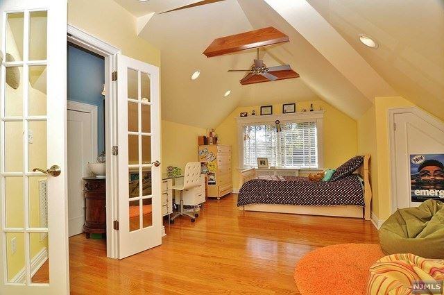 381 Rock Rd - Photo 2 of 18