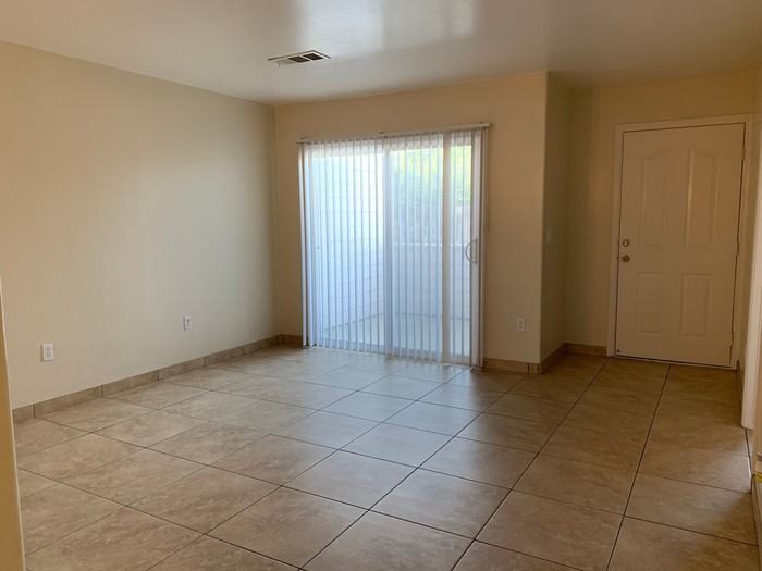 413 North Park Street - Photo 2 of 14