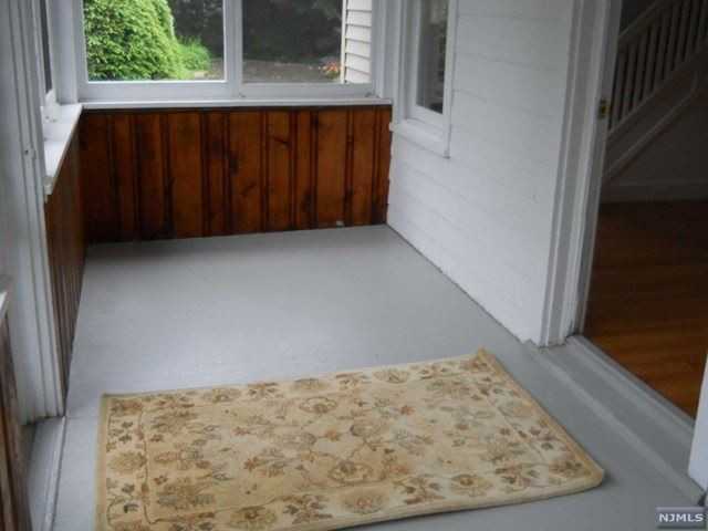 367 Fairview Ave - Photo 2 of 14