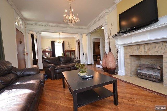 540 Ridge St - Photo 3 of 25