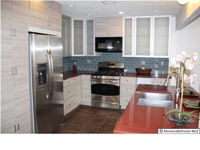 106 Marina Ct - Photo 2 of 25