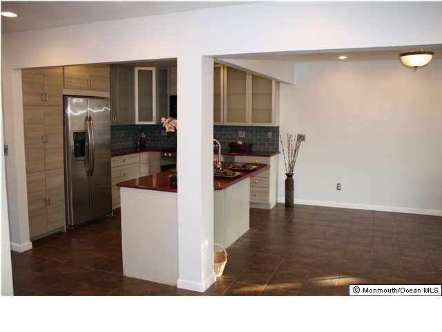 106 Marina Ct - Photo 3 of 25