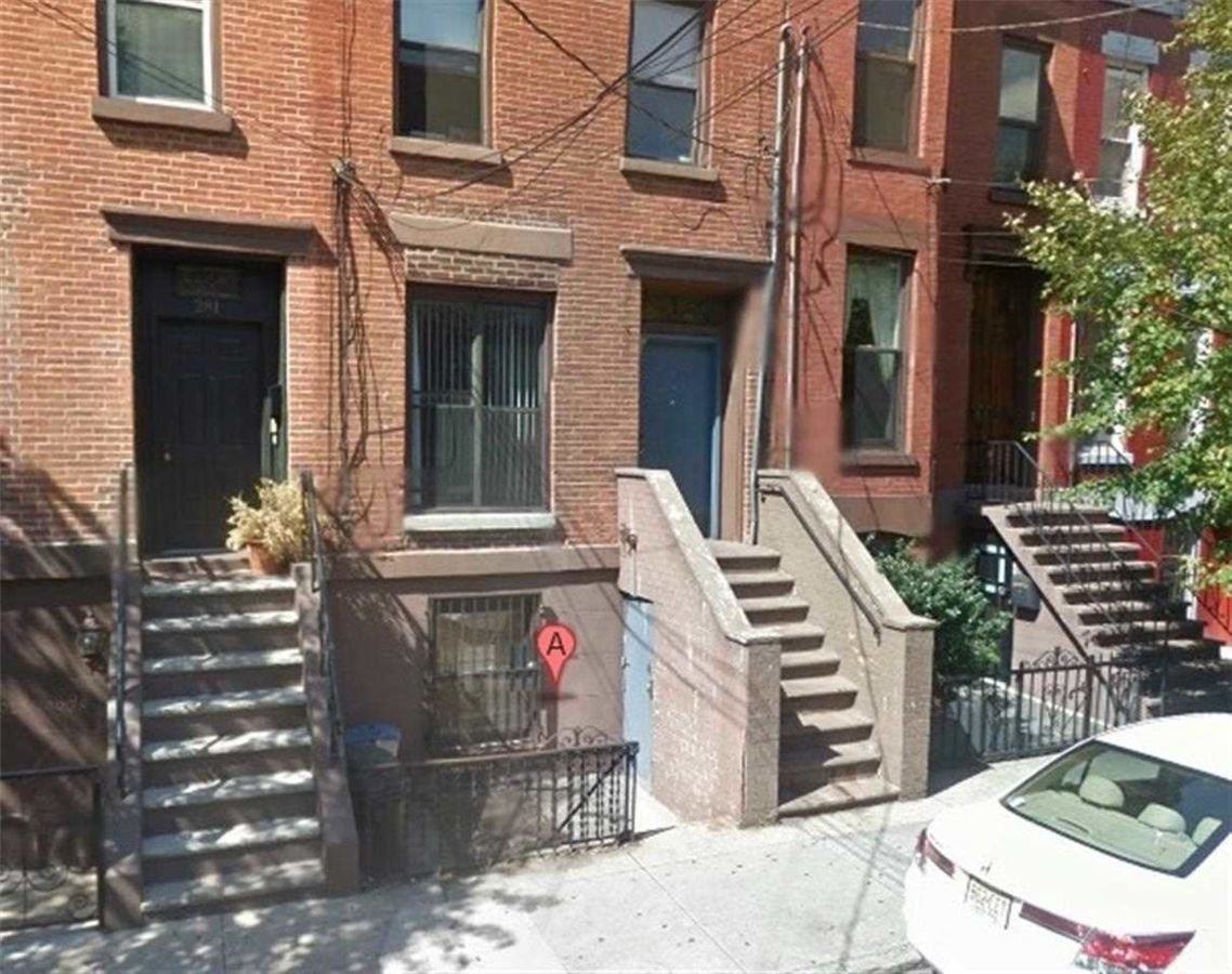 281 Monmouth St #3 - Photo 2 of 9