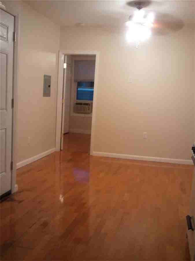 281 Monmouth St #3 - Photo 3 of 9