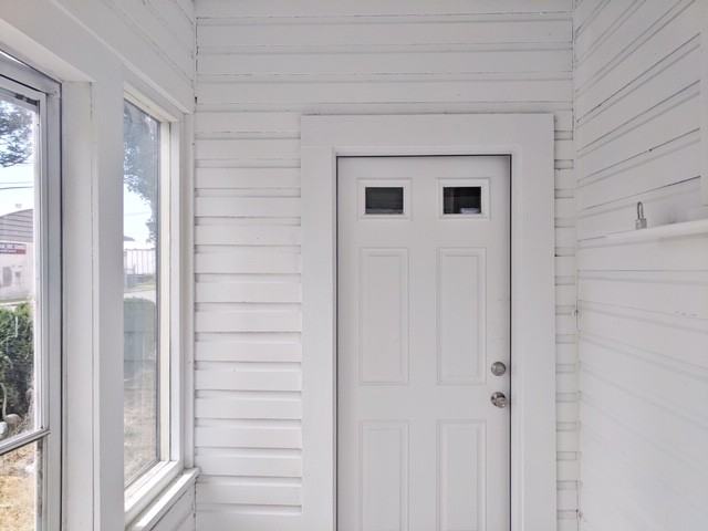 2202 10th St - Photo 3 of 25